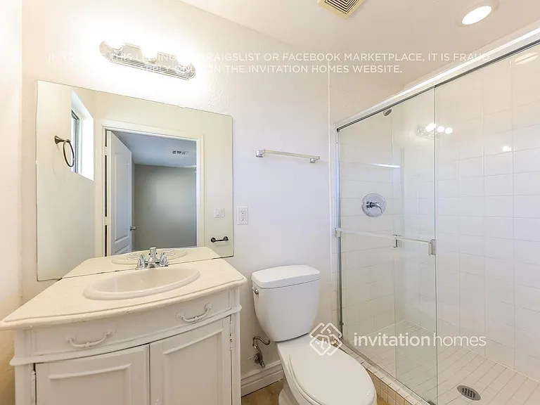 2247 W Cortez St — Photo 12