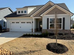 1521 Lake Dr, Greensboro, GA