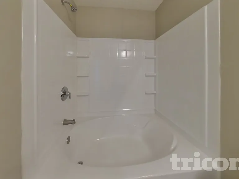 6300 Ellenwood Dr — Photo 10