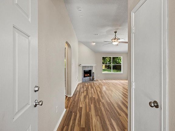 5th image of 22 Highland St