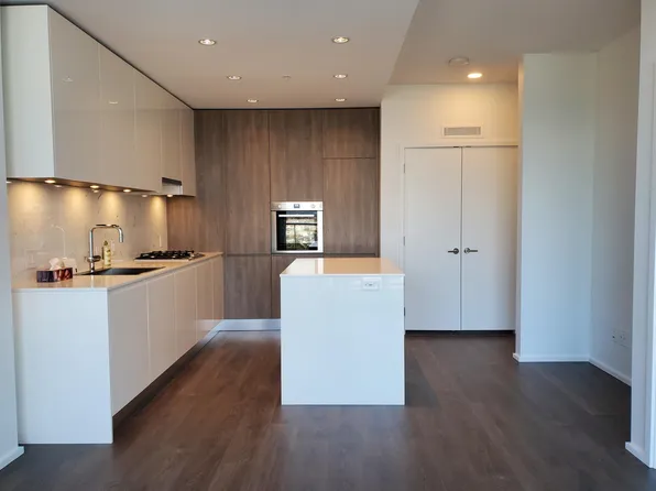 4650 Brentwood Blvd #2110, Burnaby, BC V5C 0M3