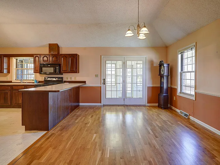 46 Platinum Ct — Photo 6