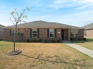 736 Skyflower Dr, Desoto, TX 75115