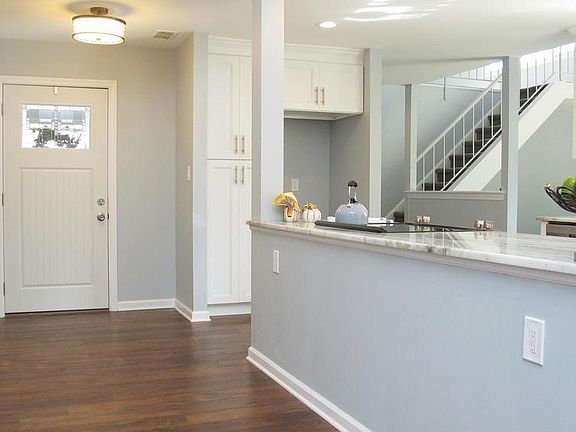 4th image of 9 Erynwood Ave