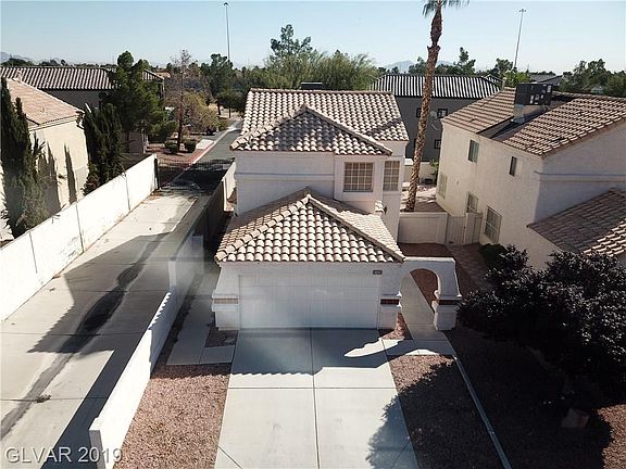 4th image of 4076 Hazelridge Dr