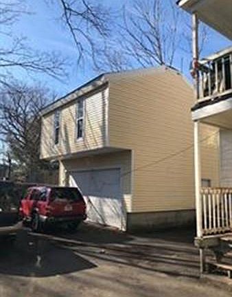 4th image of 66 Lawton Ave