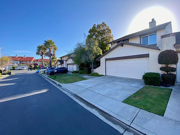 5th image of 1637 Sugarloaf Dr
