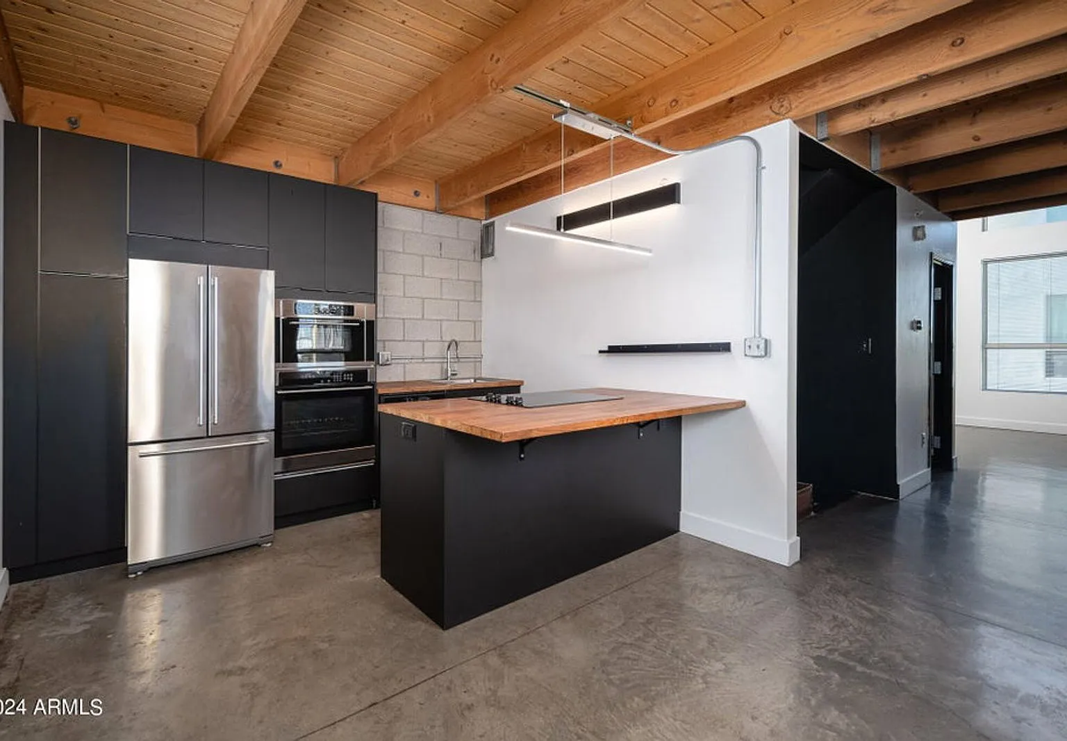 1 bed, 1.0 bath, 1134 sqft, $2,300 — Photo 1