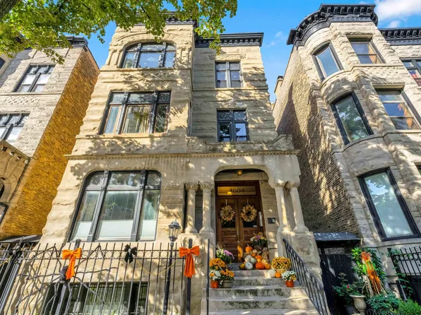 (undisclosed Address), Chicago, IL 60613