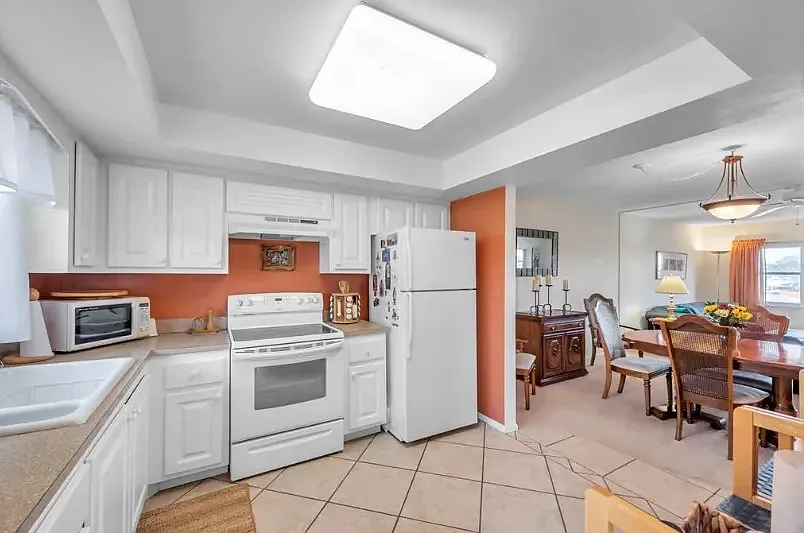 1 bed, 850 sqft, $2,500 — Photo 3