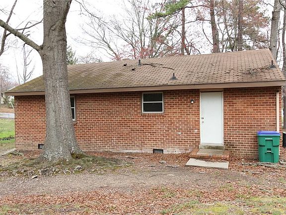 4th image of 3703 Greer Ave