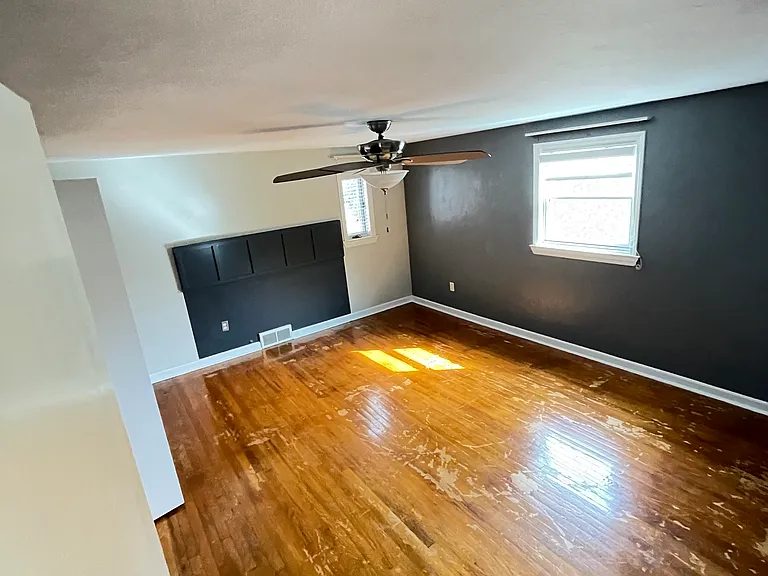 1122 Berkshire Ave — Photo 7