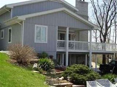 4125 Orion Rd, Rochester, MI, 48306