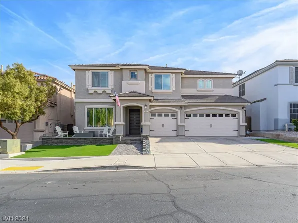 696 Blue Crystal Creek Rd, Henderson, NV 89002