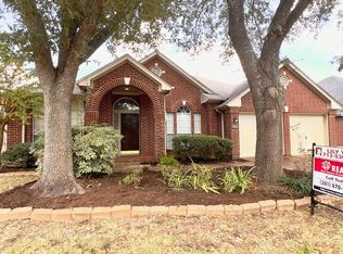 7411 Orchard Hills Ln, Sugar Land, TX 77479