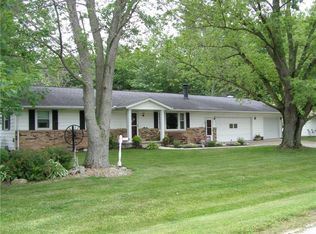 2 Leisure Acres, Sullivan, IL 61951