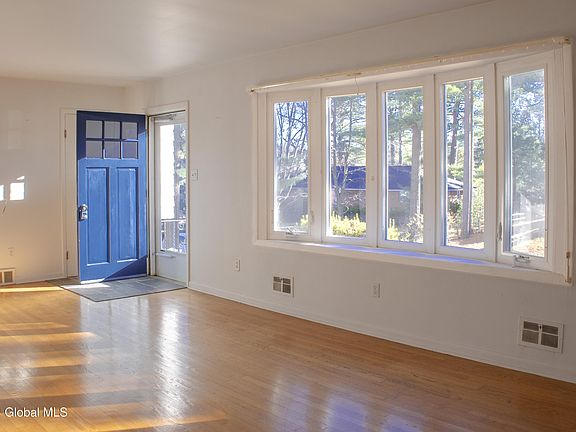 5th image of 4 Arden Craig Drive