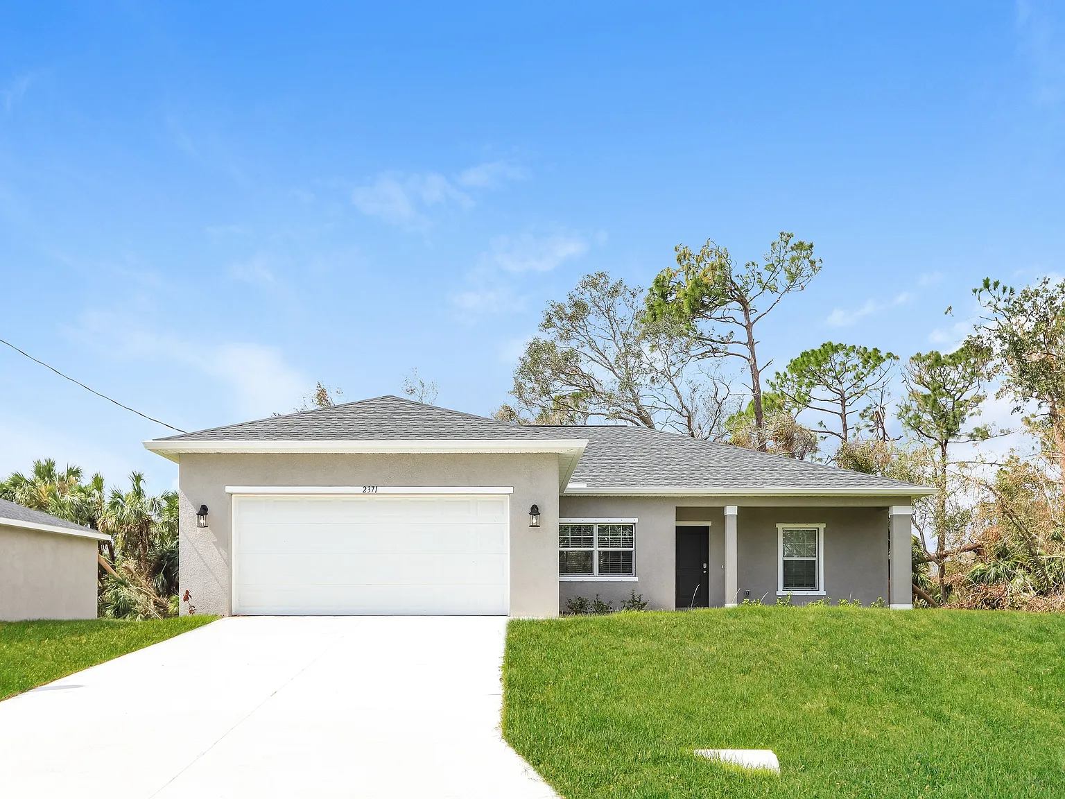 3 bed, 2.0 bath, 1548 sqft, $2,149 — Photo 1