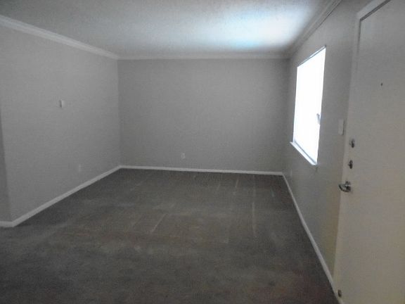 5th image of 4222 Ocean Dr