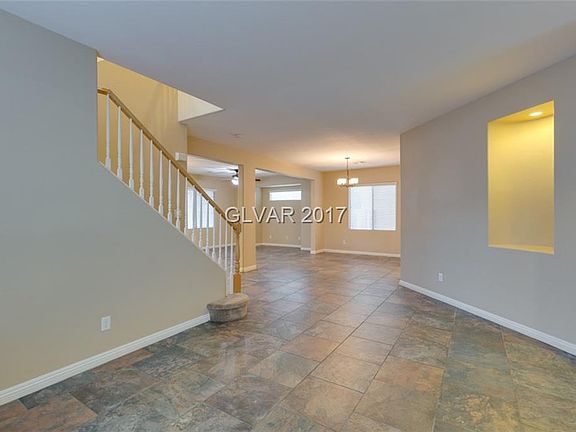 4th image of 8125 Pecan Valley Ave