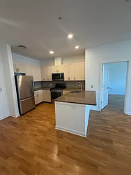2030 Central Road, #811