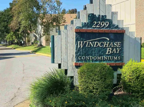 2299 Scenic Highway F #1, Pensacola, FL 32514