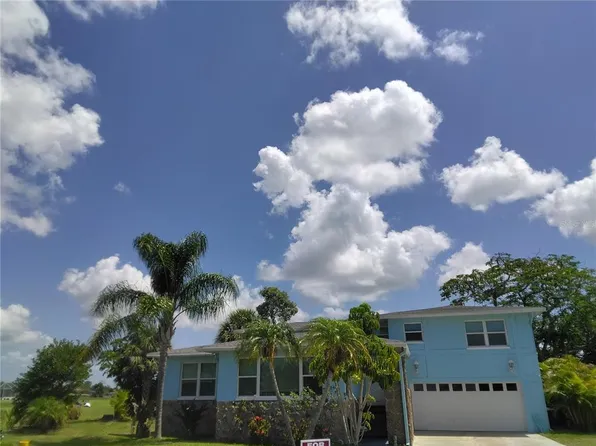 90 Oakland Hills Ct, Rotonda West, FL 33947