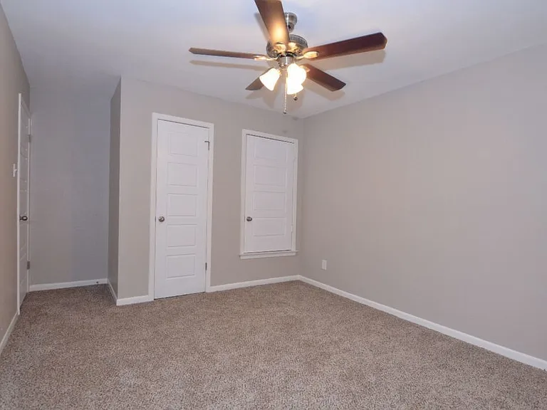 203 County Glen St — Photo 9