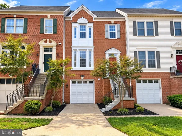 43163 Katama Sq, Chantilly, VA 20152
