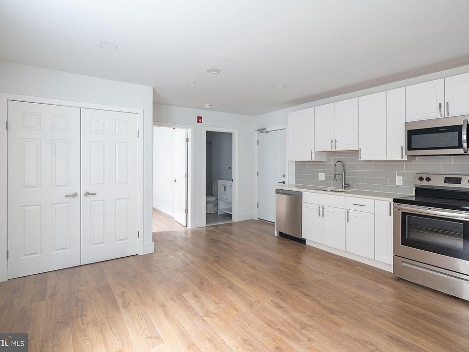 1st image of 6400 Haverford Ave #18