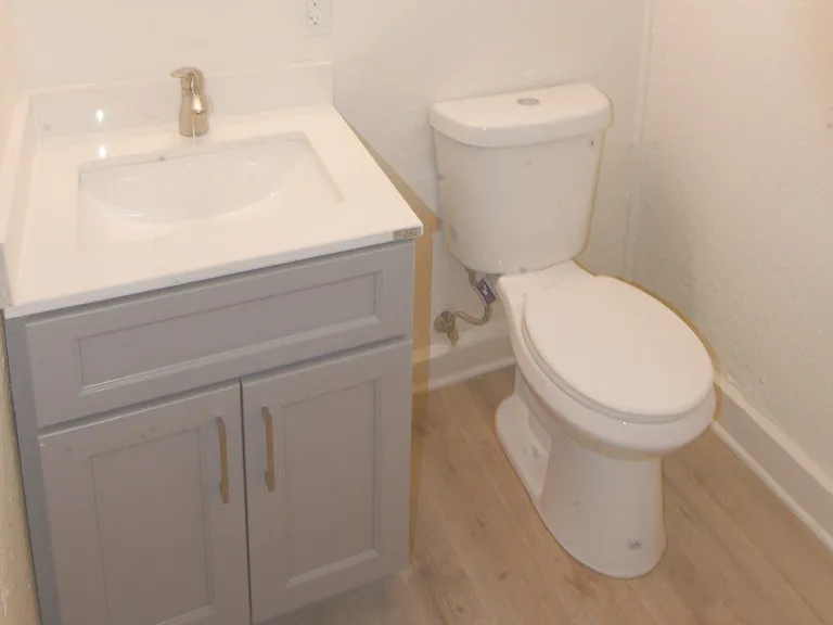 1639 E 6th St #1647-A — Photo 13