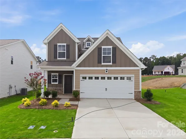 1043 Rocking Horse Rd, Indian Trail, NC 28079