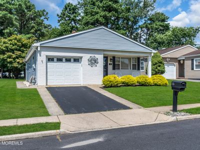 15 Encinitas Drive, Toms River, NJ, 08757