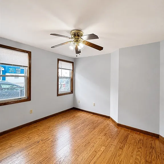 90 Aetna St #1 — Photo 21