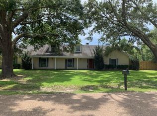 105 Henderson St, Deridder, LA 70634