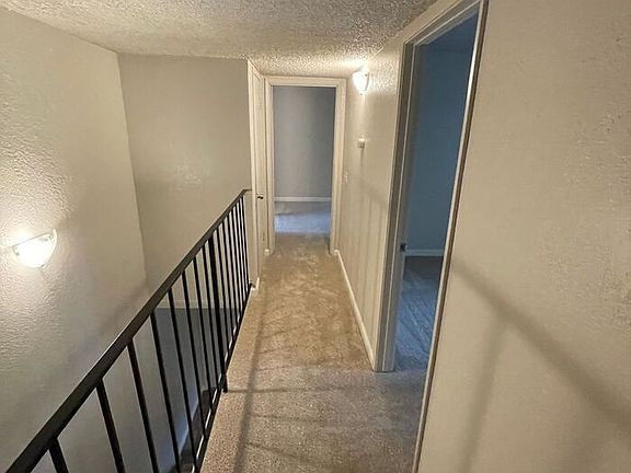 4th image of 2310 Capitol Ave #8