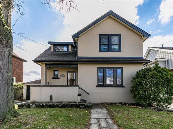 28 Alpine Ave, Hamilton, ON L9A 1A5