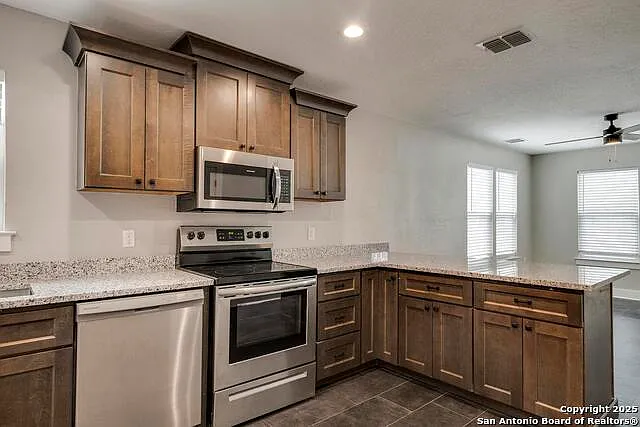 349 Will Rogers Dr #B — Photo 7