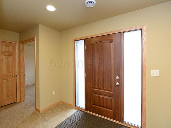 3rd image of 1021 46th Ave S