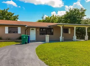 7010 SW 24th St, Hollywood, FL 33023