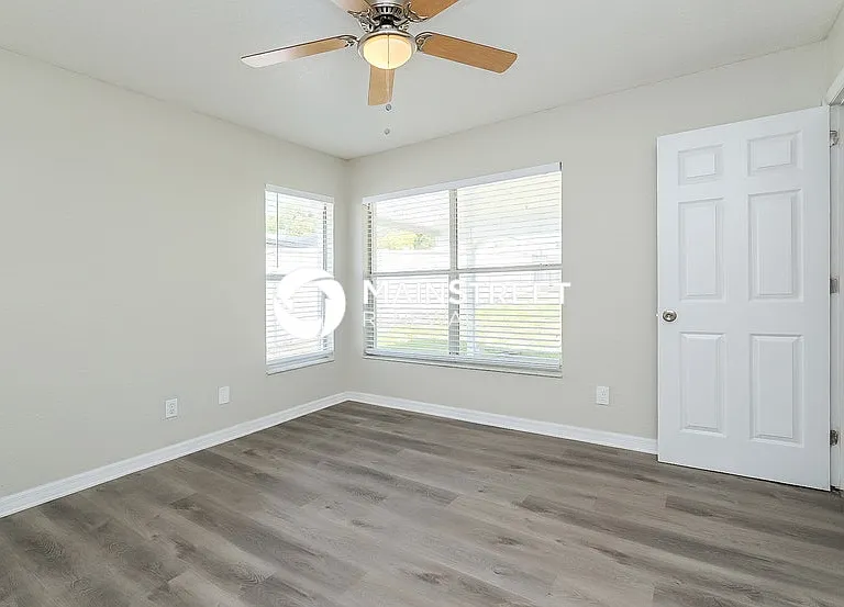 14043 Cooper Rd — Photo 9