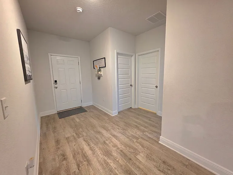 8055 Silver Maple Dr — Photo 23
