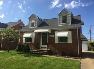 9402 Morton Ave, Brooklyn, OH