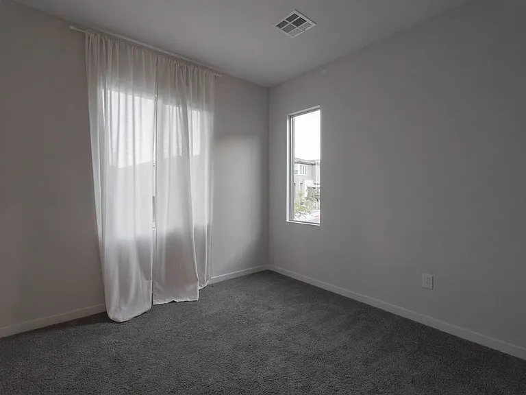 11620 Desert Hollow Ave — Photo 29
