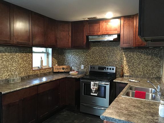 4th image of 179 Indian Oak Dr