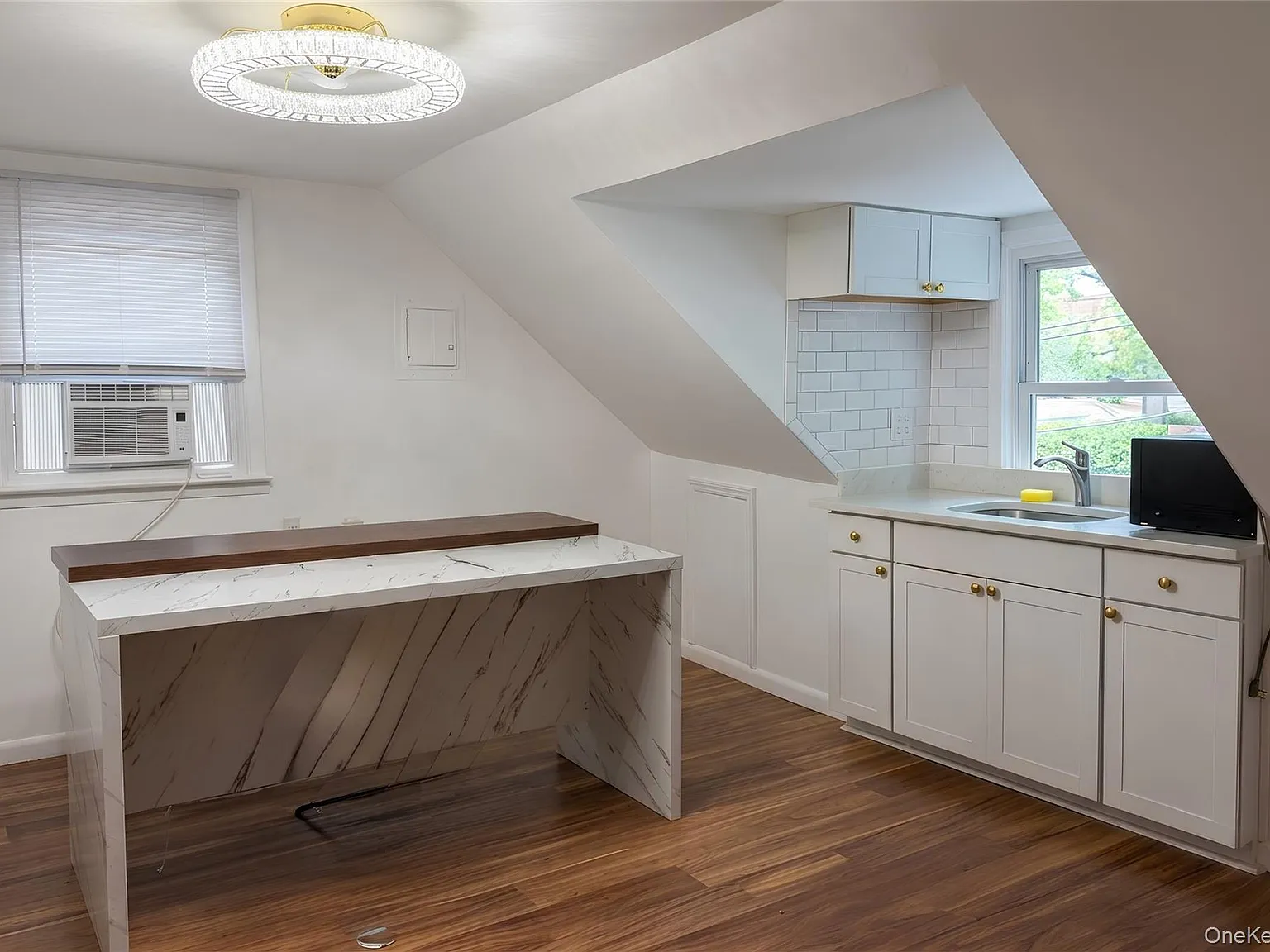 2 bed, 1.0 bath, 1500 sqft, $2,350 — Photo 3