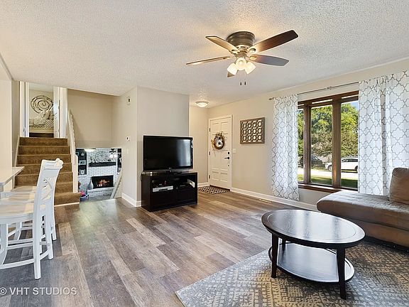 4th image of 4127 Bennett Ave