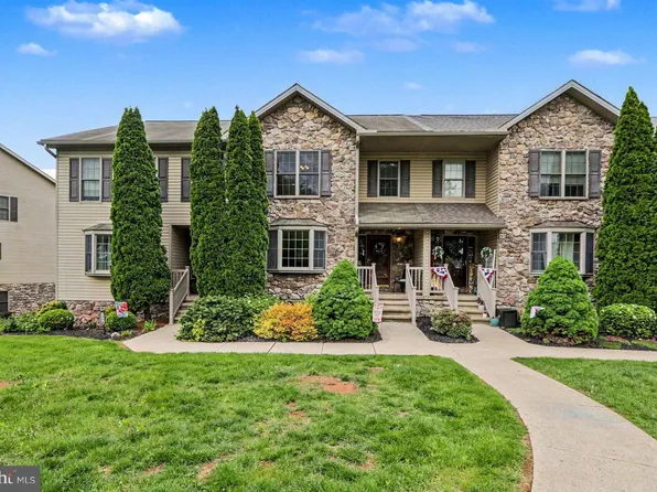1212 Overlook Rd, Middletown, PA 17057