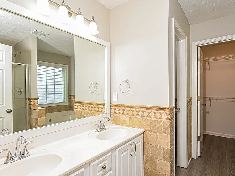 615 Waltman Point Pl — Photo 11