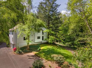 3672 Spring Ln, Lake Oswego, OR 97035